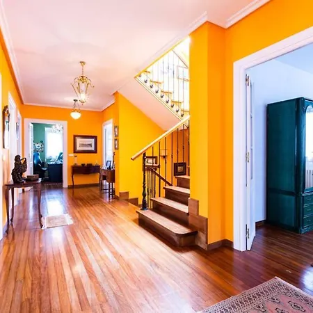 Emblemática Casa Indiana Cerca Del Mar * Lue